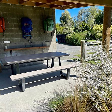 Te Anau Lakefront Backpackers Bagian luar foto